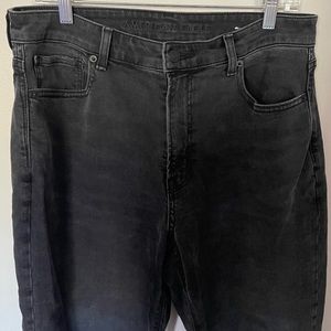 American Eagle High Rise Mom Jeans